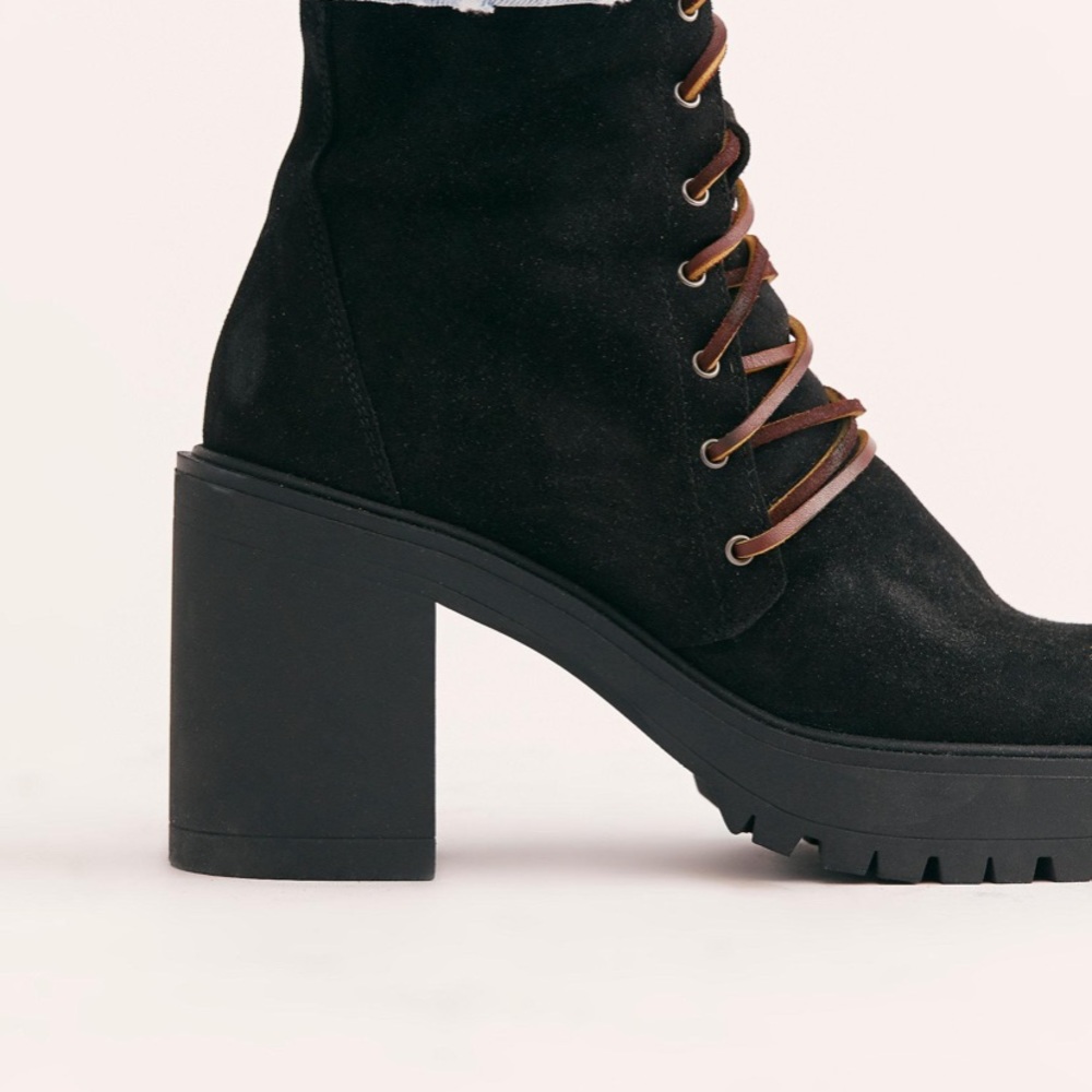 FREE PEOPLE DYLAN LACE UP BOOT - Picture 4 of 5